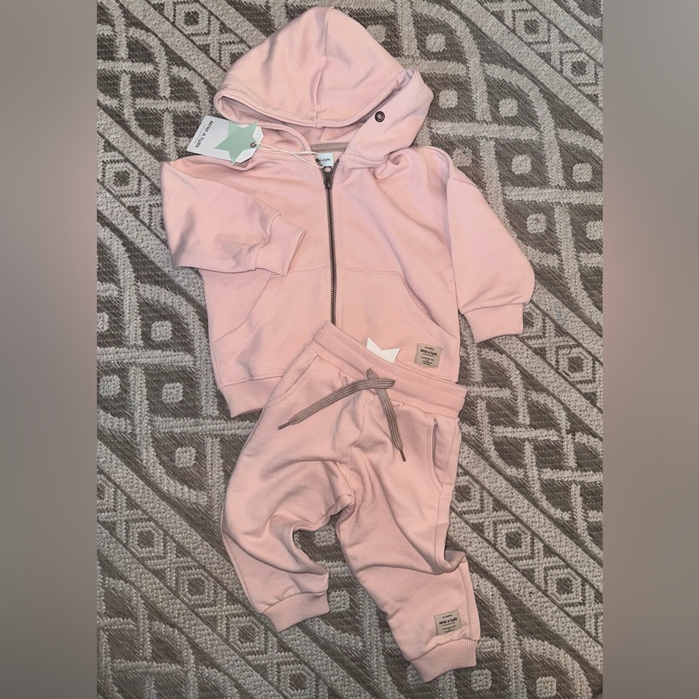 NWT Mini A Ture organic set